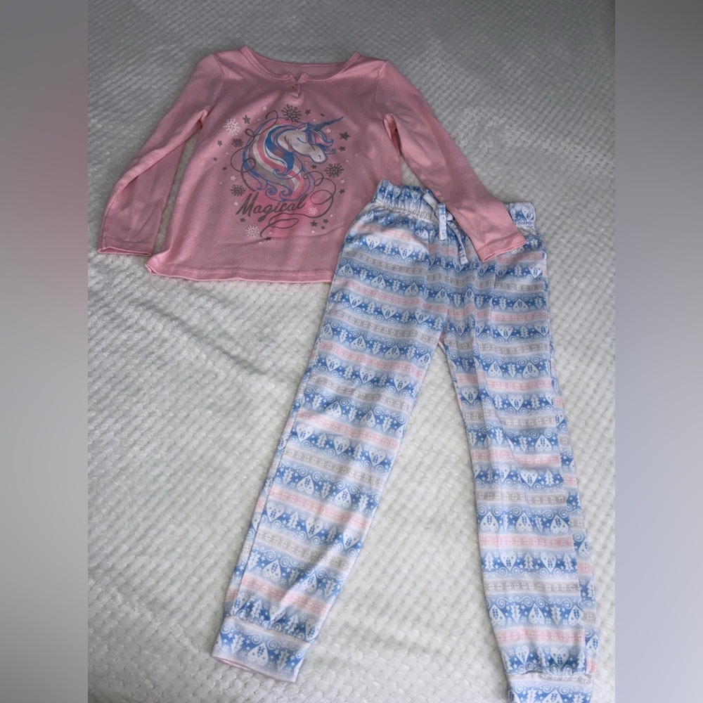 GIRLS PAJAMA SET SIZE 6/6X LIKE NEW